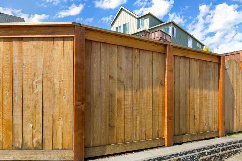 Custom Fence Builders